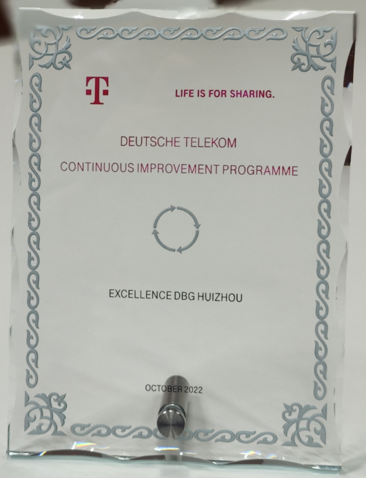 德电为光弘科技颁发“六西格玛优秀项目奖” 德电 - 德电为光弘科技颁发“六西格玛优秀项目奖”